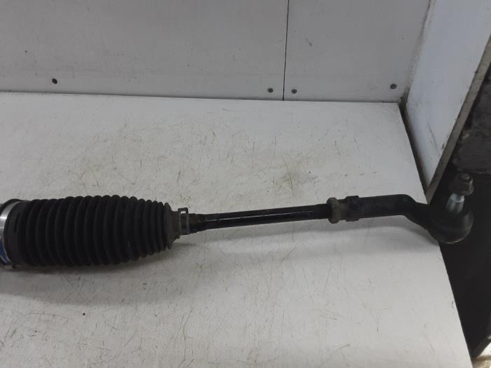 Tie rod, right from a Ford Focus 4 1.0 Ti-VCT EcoBoost 12V 125 2020
