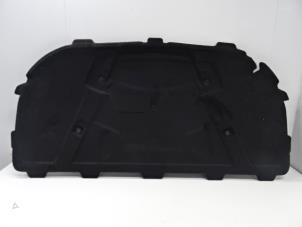 Usagé Revêtement capot Audi A5 Sportback (8TA) 2.0 TDI 16V Prix € 30,00 Prix TTC proposé par Collignon & Fils