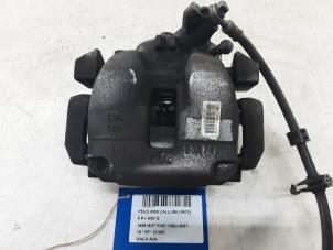 Used Front brake calliper, left Peugeot 5008 II (M4/MC/MJ/MR) 1.5 BlueHDi 130 Price € 70,00 Inclusive VAT offered by Collignon & Fils