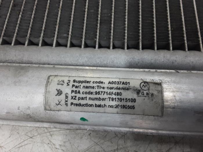 Radiador de aire acondicionado de un Peugeot 5008 II (M4/MC/MJ/MR) 1.5 BlueHDi 130 2019