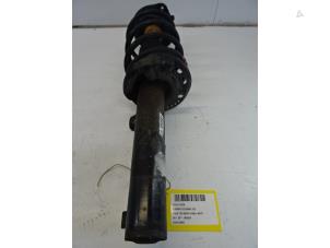 Used Front shock absorber, right Volkswagen Eos (1F7/F8) 2.0 TDI DPF Price € 59,99 Inclusive VAT offered by Collignon & Fils