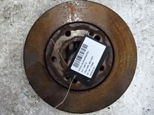 Used Front brake disc Hyundai i30 (FD) 1.6 CRDi 16V VGT LP Price on request offered by Collignon & Fils