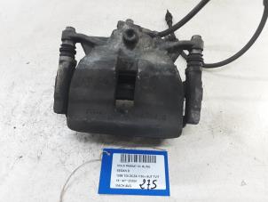 Used Front brake calliper, left Volkswagen Passat (3G2) 1.6 TDI 16V Price € 75,00 Inclusive VAT offered by Collignon & Fils