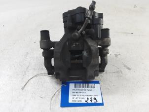 Used Rear brake calliper, left Volkswagen Passat (3G2) 1.6 TDI 16V Price € 149,99 Inclusive VAT offered by Collignon & Fils