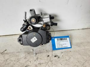 Used High pressure pump Mercedes CLA (117.3) 2.2 CLA-220 CDI, d 16V Price € 174,99 Inclusive VAT offered by Collignon & Fils