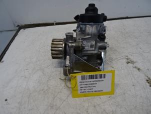 Used High pressure pump Renault Clio IV (5R) 1.5 dCi 75 FAP Price € 174,99 Inclusive VAT offered by Collignon & Fils