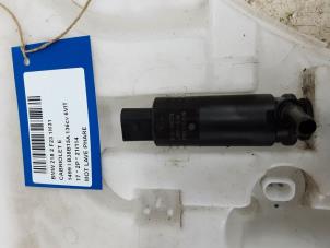 Used Headlight washer pump BMW 2 serie (F23) 218i 1.5 TwinPower Turbo 12V Price € 30,00 Inclusive VAT offered by Collignon & Fils
