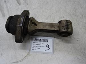 Used Gearbox mount Kia Pro cee'd (JDB3) 1.6 CRDi 16V VGT Price € 25,00 Inclusive VAT offered by Collignon & Fils