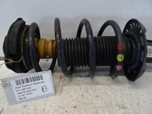 Used Front spring screw Volkswagen Touran (1T1/T2) 1.9 TDI 90 Price on request offered by Collignon & Fils