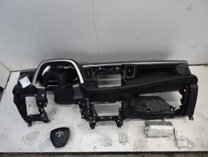 Usagé Set de airbag Toyota RAV4 (A4) 2.5 Hybrid 16V VVT-i 4x4 Prix € 999,99 Prix TTC proposé par Collignon & Fils