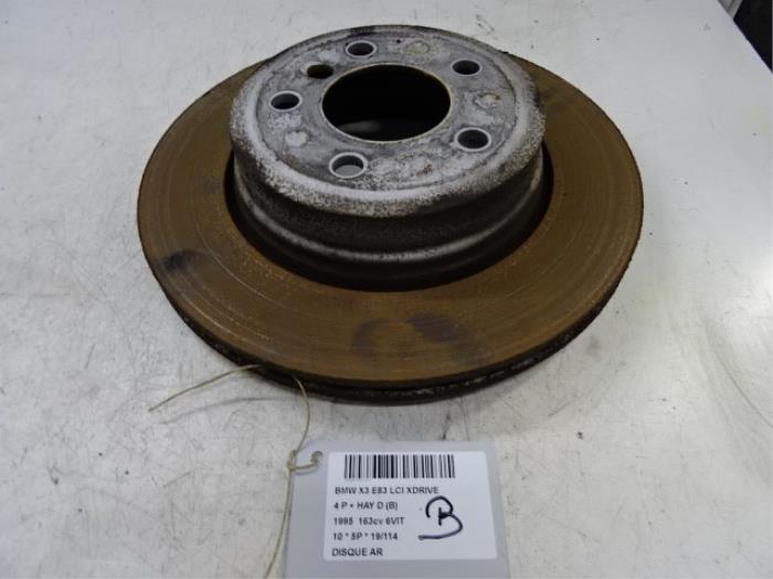 Rear brake disc from a BMW X3 (E83) xDrive20d 16V 2010