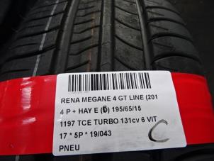 Usagé Pneu Renault Megane IV (RFBB) 1.2 Energy TCE 130 Prix € 39,99 Prix TTC proposé par Collignon & Fils