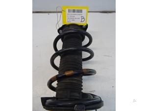 Used Front spring screw Volvo V40 Cross Country (MZ) Price € 39,99 Inclusive VAT offered by Collignon & Fils