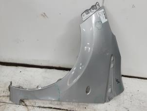 Used Front wing, left Peugeot 108 1.0 12V Price € 50,00 Inclusive VAT offered by Collignon & Fils