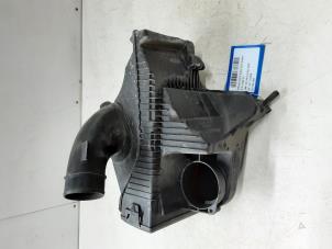 Used Air filter Renault Clio III (BR/CR) 1.5 dCi 70 Price € 39,99 Inclusive VAT offered by Collignon & Fils
