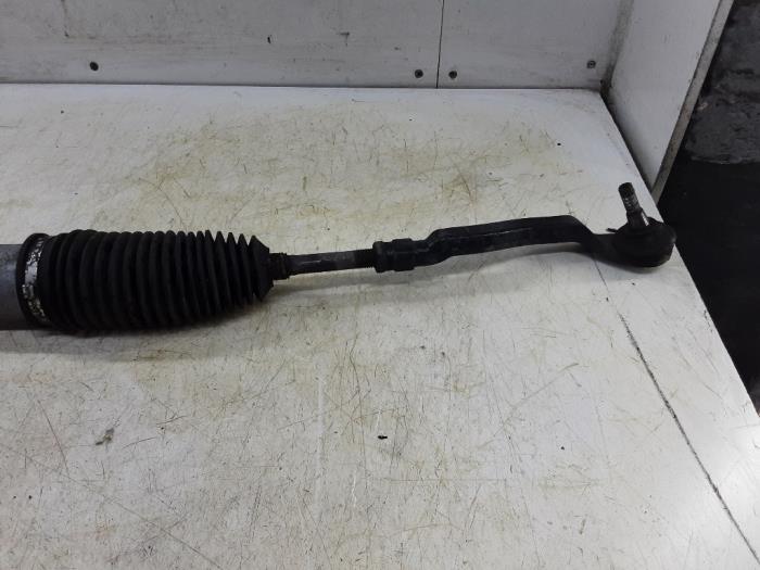 Tie rod, right from a Renault Kangoo/Grand Kangoo (KW) 1.5 dCi 105 2009