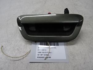 Used Tailgate handle Jeep Compass (MP) 1.6 D 16V Multijet II Price € 39,99 Inclusive VAT offered by Collignon & Fils