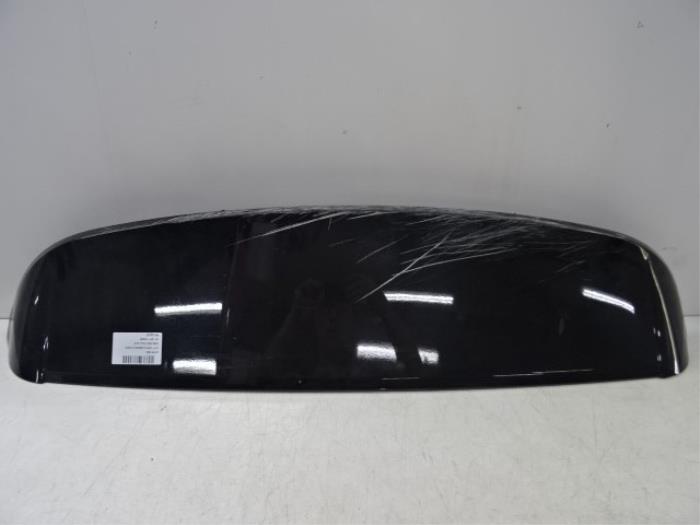 Roof spoiler from a Citroën DS4 (NX) 1.6 BlueHDI 115 2016