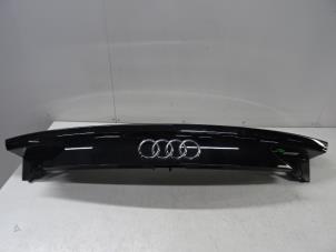 Usagé Jupe toiture Audi A7 Sportback (4GA/4GF) 3.0 TDI V6 24V Prix € 349,99 Prix TTC proposé par Collignon & Fils