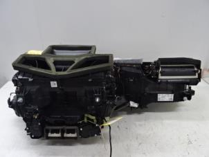 Usagé Radiateur chauffage BMW 7 serie (G11/12) 730d,Ld 24V Prix € 300,00 Prix TTC proposé par Collignon & Fils