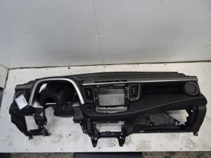 Usagé Tableau de bord Toyota RAV4 (A4) 2.5 Hybrid 16V VVT-i 4x4 Prix sur demande proposé par Collignon & Fils