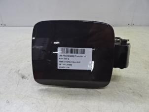 Used Tank cap cover Jeep Renegade (BU) 1.6 E-torq 16V Price € 50,00 Inclusive VAT offered by Collignon & Fils