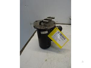 Used Fuel filter Volkswagen Golf VII (AUA) 1.6 TDI BlueMotion 16V Price € 39,99 Inclusive VAT offered by Collignon & Fils