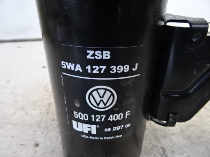 Filtr paliwa z Volkswagen Golf VIII (CD1) 2.0 TDI BlueMotion 16V 2020