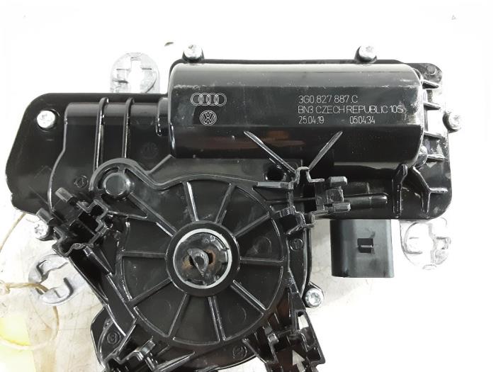 Motor Zentralverriegelung van een Volkswagen T-Roc 1.0 TSI 12V BlueMotion 2019