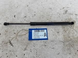 Used Set of bonnet gas struts BMW 2 serie (F22) 220d 2.0 16V Price € 19,99 Inclusive VAT offered by Collignon & Fils