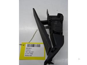 Used Accelerator pedal BMW 4 serie (F32) 420d 2.0 16V Price on request offered by Collignon & Fils