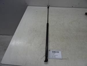 Used Set of bonnet gas struts Opel Insignia 2.0 CDTI 16V 110 Ecotec Price € 19,99 Inclusive VAT offered by Collignon & Fils