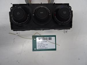 Used Air conditioning control panel Peugeot 308 (4A/C) 1.4 VTI 16V Price € 75,00 Inclusive VAT offered by Collignon & Fils