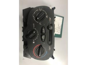 Used Air conditioning control panel Peugeot 206 (2A/C/H/J/S) 1.4 HDi Price on request offered by Collignon & Fils