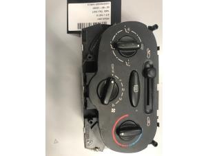 Used Air conditioning control panel Peugeot 206 (2A/C/H/J/S) 1.4 XR,XS,XT,Gentry Price on request offered by Collignon & Fils