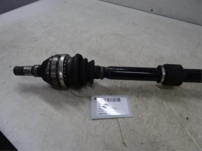 Front drive shaft, right from a Opel Insignia 2.0 CDTI 16V 110 Ecotec 2013