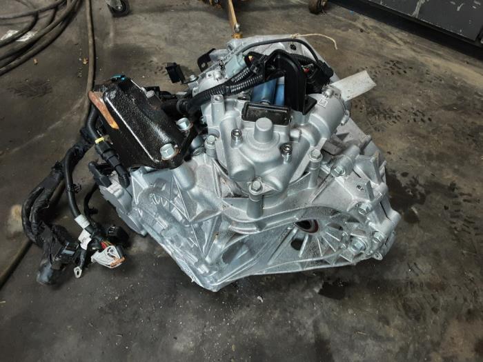Gearbox from a Hyundai Tucson (TL) 1.6 CRDi 16V 48V MHEV AWD 2021