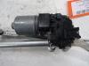 Front wiper motor from a BMW 3 serie Touring (E46/3), 1999 / 2006 318d 16V, Combi/o, Diesel, 1.951cc, 85kW (116pk), RWD, M47D20; 204D4, 2003-03 / 2006-05, EL71 2005