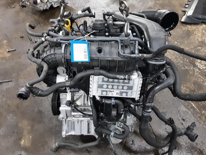 Engine from a Audi Q3 Sportback (F3N) 1.5 35 TFSI 16V Mild Hybrid 2021