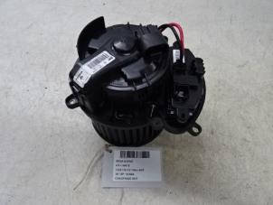 Used Heating and ventilation fan motor Renault Grand Scénic IV (RFAR) 1.3 TCE 115 16V Price € 99,99 Inclusive VAT offered by Collignon & Fils