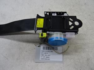 Used Front seatbelt, right Mazda CX-3 2.0 SkyActiv-G 120 Price € 99,99 Inclusive VAT offered by Collignon & Fils