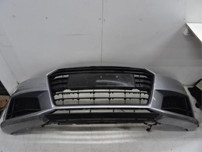 Pare choc avant d'un Audi TT (FV3/FVP) 2.0 TDI 16V 2014