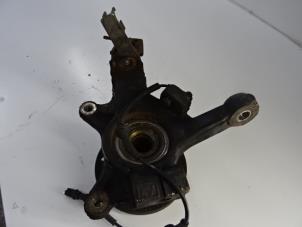 Used Front wheel hub Renault Master III (FD/HD) 1.9 dTi Price on request offered by Collignon & Fils