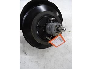 Used Brake servo Peugeot 308 (L3/L8/LB/LH/LP) 2.0 GT HDi, Blue HDi 16V Price on request offered by Collignon & Fils