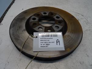 Used Front brake disc Alfa Romeo Giulia (952) 2.2d 136 16V Price € 39,99 Inclusive VAT offered by Collignon & Fils