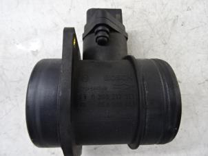 Used Airflow meter Volkswagen New Beetle (9C1/9G1) 1.9 TDI 90 Price € 50,00 Inclusive VAT offered by Collignon & Fils