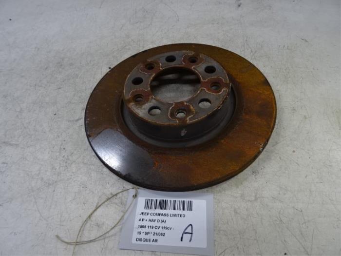 Rear brake disc from a Jeep Compass (MP) 1.6 D 16V Multijet II 2019