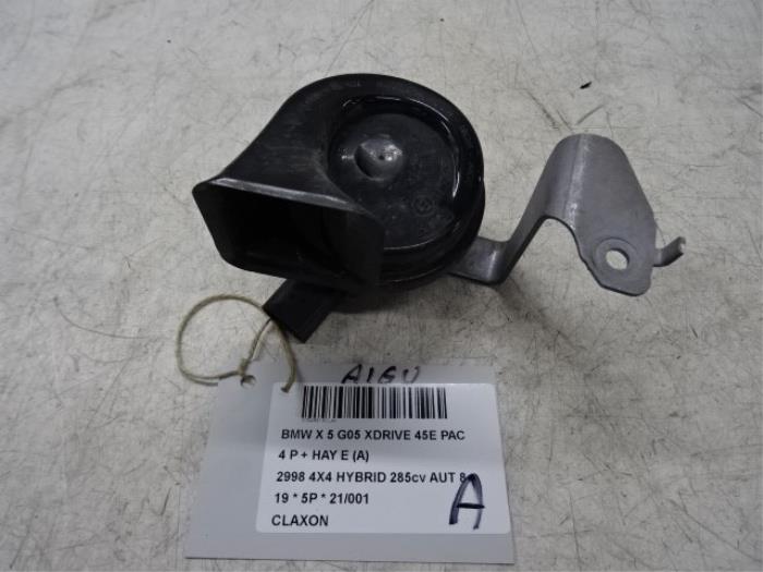 Horn from a BMW X5 (G05) xDrive 45 e iPerformance 3.0 24V 2019