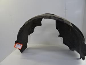 Used Inner wheel arch Ford Mondeo III 2.0 TDCi/TDDi 115 16V Price on request offered by Collignon & Fils