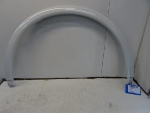 Used Flared wheel arch Porsche Cayenne II (92A) 3.0 D V6 24V Price € 75,00 Inclusive VAT offered by Collignon & Fils